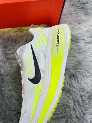 Nike vomero 18
