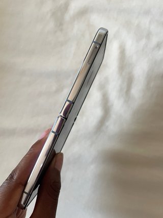 Samsung Galaxy Z Flip 4