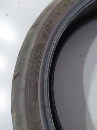 BRIDGESTONE S21 120/70-17