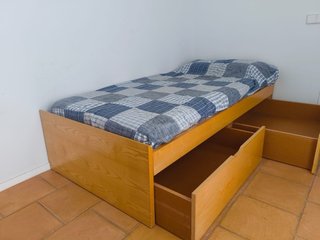 Cama 90x205 madera maciza con cajones