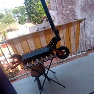 Chasis, mástil y rueda de patinete eléctrico