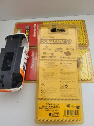Seat Ibiza blister eje Robert Mercader Scalextric