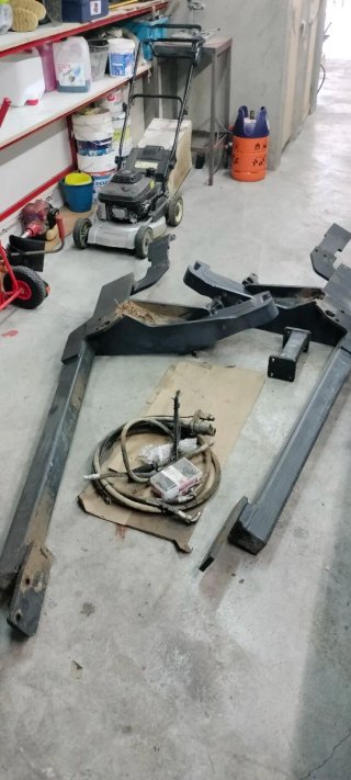 Anclajes para pala de tractor
