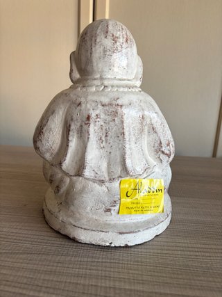 Statua Buddha in preghiera