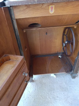 Máquina de coser antigua PFAFF 30