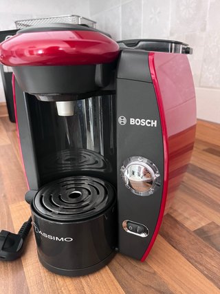 Cafetera Bosch Tassimo Roja