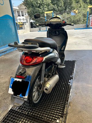 Piaggio Beverly 500 ie Negra
