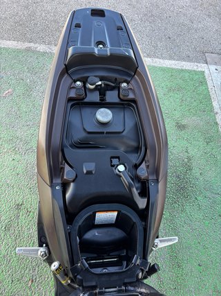 Yamaha Xenter 125cc Marrón - Lista para Rodar