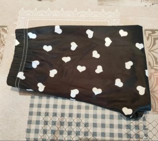 Leggings bambina con cuori bianchi