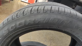 Neumáticos como nuevos 235/50 R18  97 V