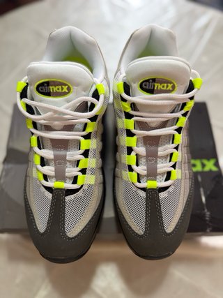 Airmax95 grises verdes talla 43