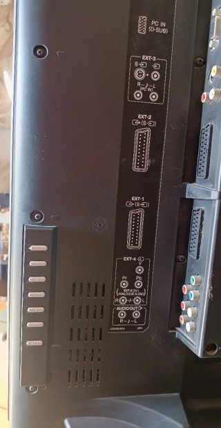 JVC TV 42 No Smart TV.