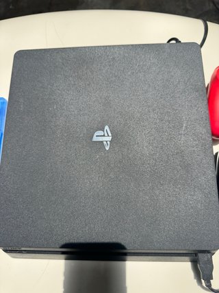 PS4 Slim 1TB + 2 Mandos + Star Wars Battlefront II