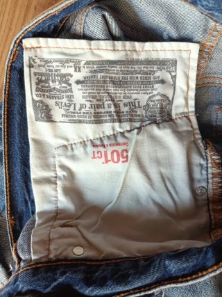 Vaqueros cortos Levi's desgastados