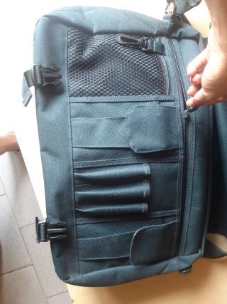Bolso bandolera Puma negro y verde