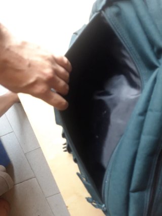 Bolso bandolera Puma negro y verde