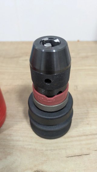 Portabrocas Hilti con caja