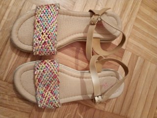 Dos pares de sandalias niña( Bubble Kids) Talla 34