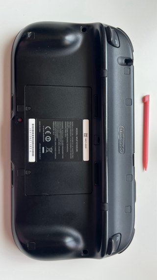 Nintendo Wii U Negra 32GB + Accesorios