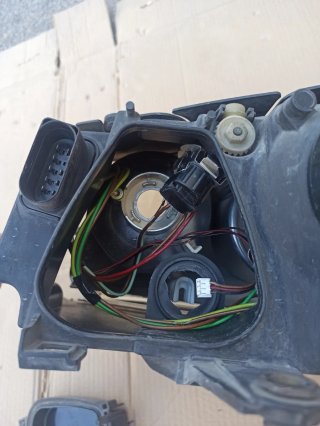 Faro Delantero Derecho VW Passat 2001