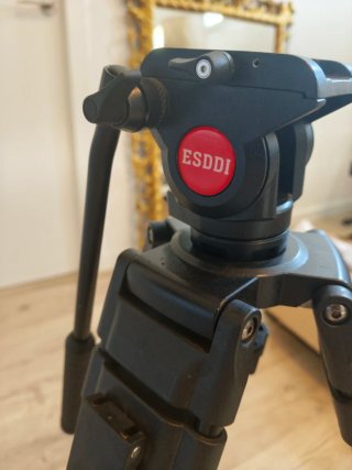 Trípode video profesional