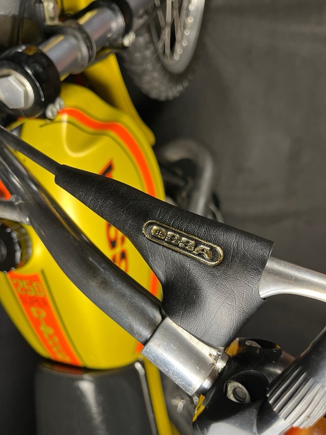 Ossa Super Pioneer 250cc Documentada