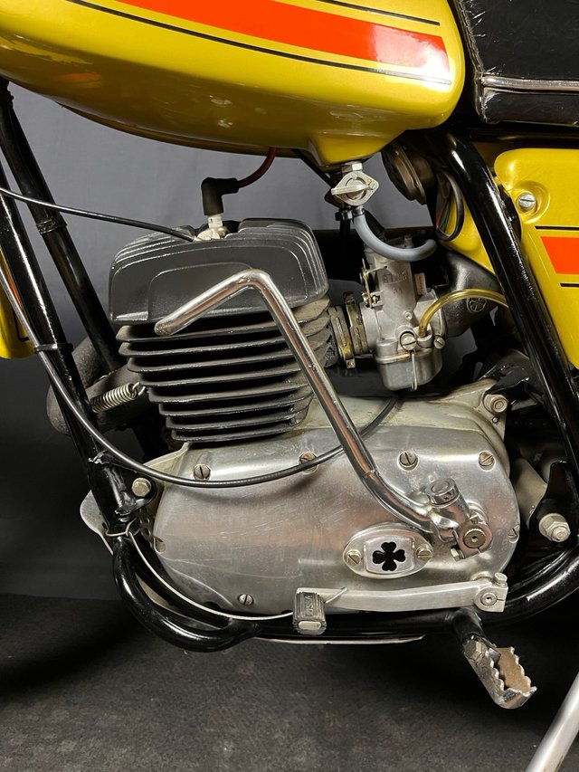 Ossa Super Pioneer 250cc Documentada