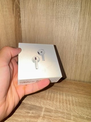 Airpods 4 con Cancelación de Ruido