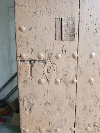 Portón Madera Maciza Antiguo con Postigo