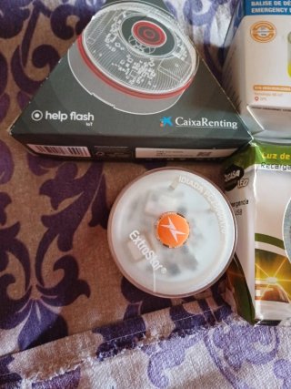 Baliza de emergencia V16 DriveLit y Cecasa