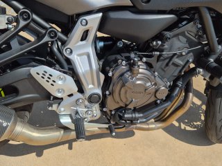 Yamaha MT-07 Negra/Gris mate y carbono,carnet A y