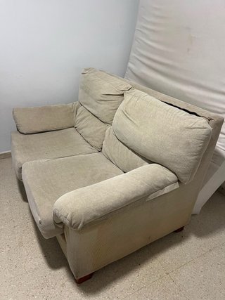 Sofa , sillas , nevera