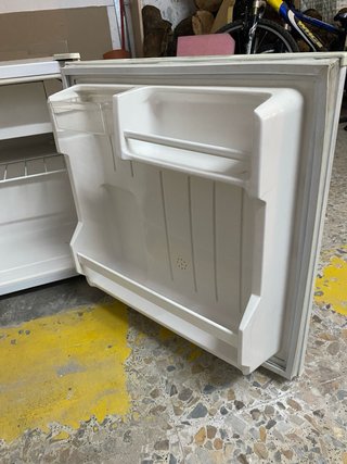 Nevera Bomann 50x50
