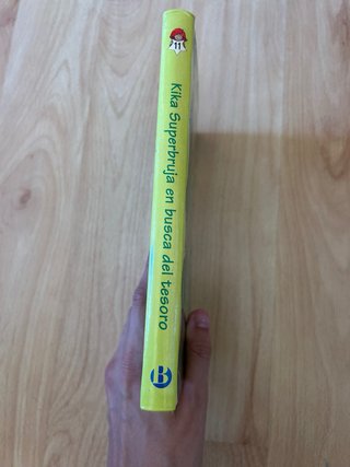 Libro Kika Superbruja en busca del tesoro
