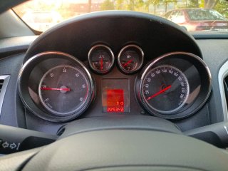 Opel Astra 2011