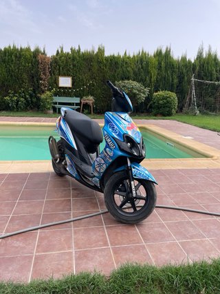Yamaha Jog RR Azul
