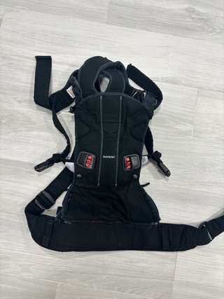 Mochila Portabebés Ergonómica Negra