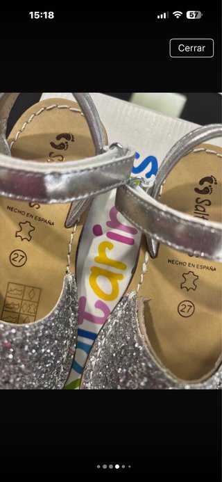 Sandalias niña plateadas con purpurina Talla 27
