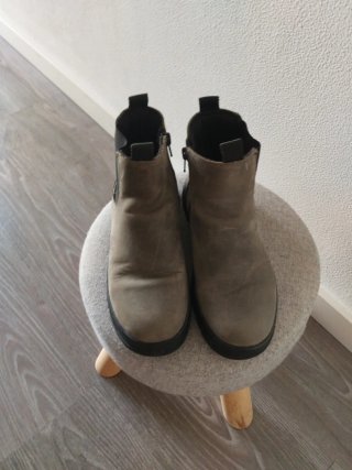 Botín Zara Gris Talla 35