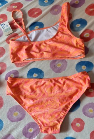 LOTE BIKINIS NIÑA 12/13 Y 1 BAÑADOR