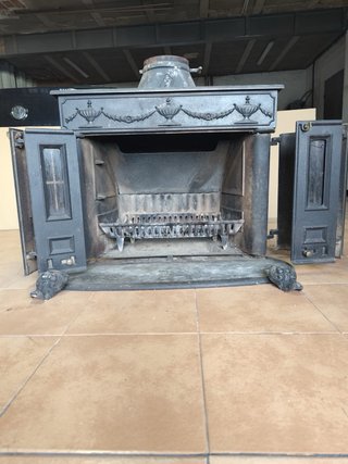 Chimenea Hergom Hierro Fundido Negra