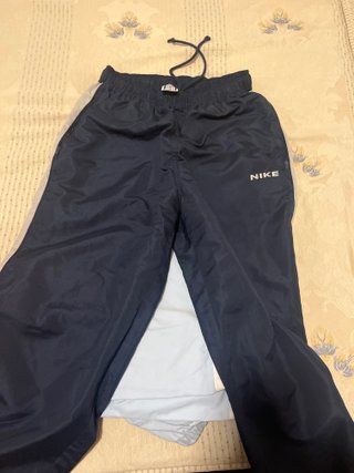 Pantalón Nike azul y gris