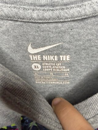 T-shirt Nike con stampa floreale xl adolescente (m