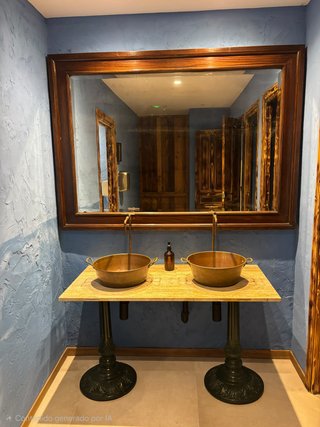 Espejo de madera