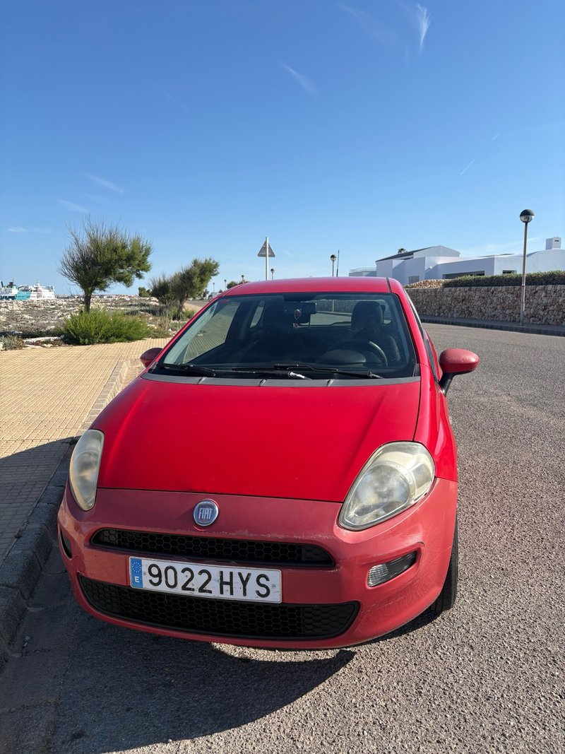 Fiat Punto 1.2 Gasolina 2015 – 3 Puertas - foto 1