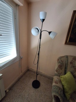 Lámpara de pie moderna 3 focos