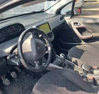 Peugeot 2008 2015
