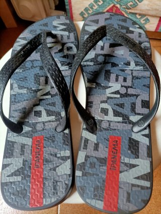 3 Pares Sandalias Rider, Ipanema, T/44-46 20€.