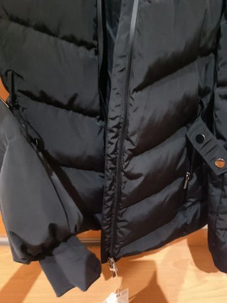 Anorak scontato collezione sci Zara