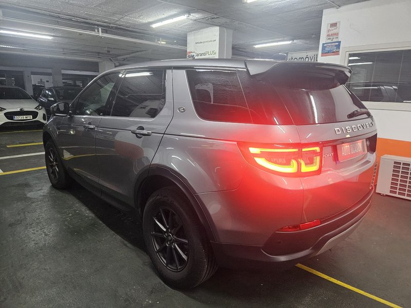 Land Rover Discovery Sport 2.0D I4-L.Flw AWD MHEV R-Dynam S 2020, foto 14